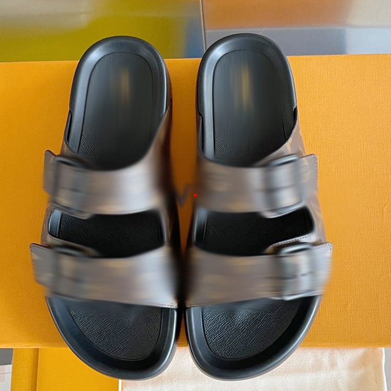 2023 Fashion Slippers Summer Women Slippers Platform Punk Rock Leather Mules Creative Metal Fittings Casual Party Shoes Female Outdoor Slides -497, Picture color
2023 Fashion Slippers Summer Women Slippers Platform Punk Rock Leather Mules Creative Metal Fittings Casual Party Shoes Female Outdoor Slides -497, Picture color