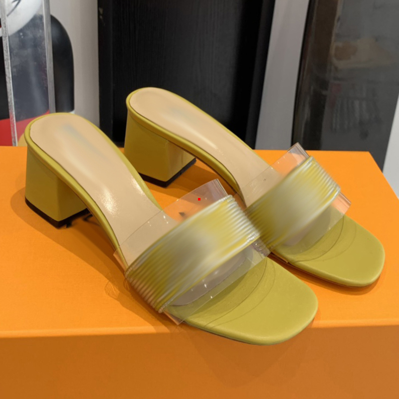 2023 Fashion Slippers Summer Women Slippers Platform Punk Rock Leather Mules Creative Metal Fittings Casual Party Shoes Female Outdoor Slides -474, Picture color
2023 Fashion Slippers Summer Women Slippers Platform Punk Rock Leather Mules Creative Metal Fittings Casual Party Shoes Female Outdoor Slides -474, Picture color