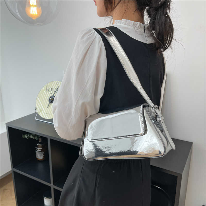 Women's Bag New Fashion Lacquer Leather Women's Law Stick Bag Texture Shiny Underarm Bag Premium Shoulder Bag, Black7
Women's Bag New Fashion Lacquer Leather Women's Law Stick Bag Texture Shiny Underarm Bag Premium Shoulder Bag, Black7