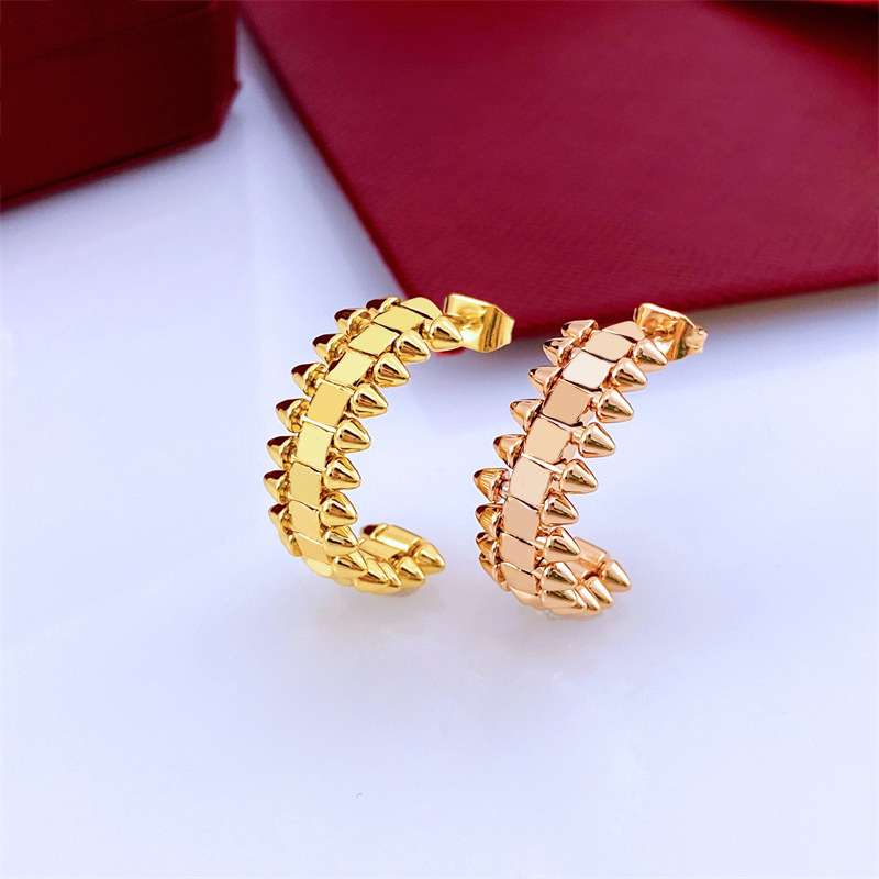 Titanium steel stud earring for woman exquisite simple fashion C diamond gold color ring lady earrings love jewelry gift
Titanium steel stud earring for woman exquisite simple fashion C diamond gold color ring lady earrings love jewelry gift
