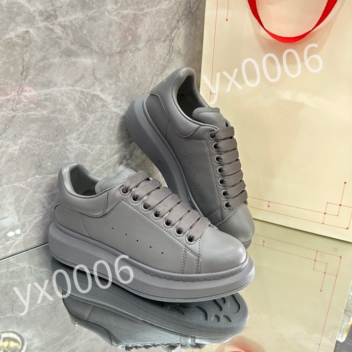 Top Hot Designer Casual Shoes Men Women Penny Cookie Pink Baby Shower Sea Salt Outdoor Trail Sneakers Trainers big size 35-46, 02
Top Hot Designer Casual Shoes Men Women Penny Cookie Pink Baby Shower Sea Salt Outdoor Trail Sneakers Trainers big size 35-46, 02