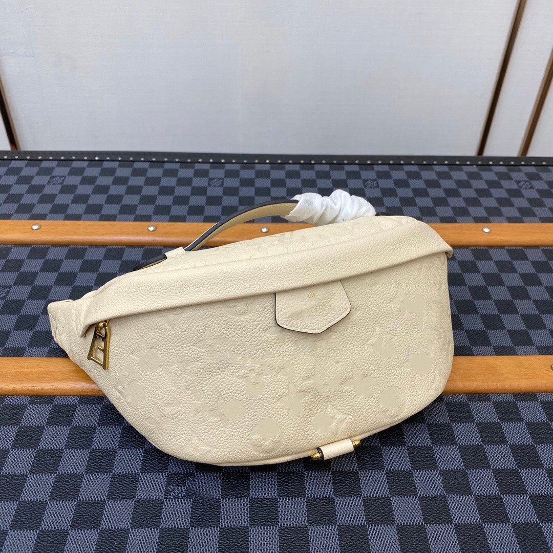 Designers bag Waist Bags Cross Body tote bag wallet Shoulder Belt Bag Waist purse Bags pocket handbags Bumbags Fanny Pack Bum 37 x 14.x 13 cm /47x 20 x 9cm, Dust bag
Designers bag Waist Bags Cross Body tote bag wallet Shoulder Belt Bag Waist purse Bags pocket handbags Bumbags Fanny Pack Bum 37 x 14.x 13 cm /47x 20 x 9cm, Dust bag