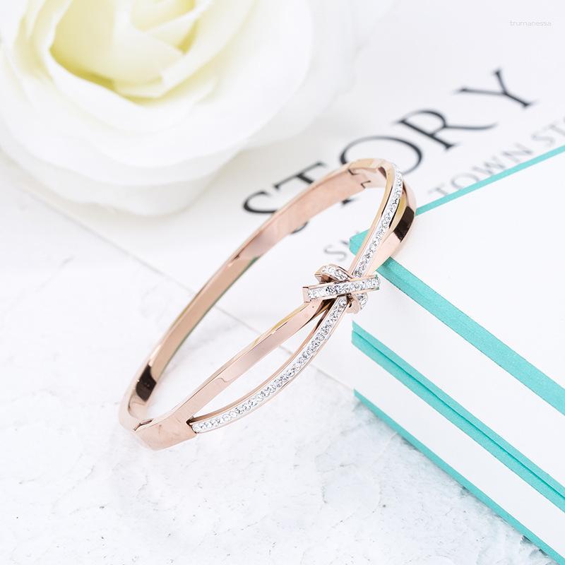 Bangle Titanium Steel Fashion Full CZ Crystal Bowknot Cuff Bangles Bracelet Rose Gold Wedding Jewelry For Women AB19094Bangle Raym22
Bangle Titanium Steel Fashion Full CZ Crystal Bowknot Cuff Bangles Bracelet Rose Gold Wedding Jewelry For Women AB19094Bangle Raym22