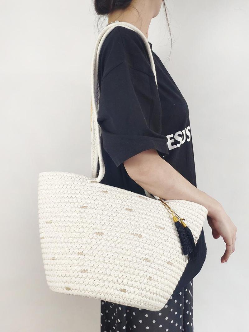 Evening Bags 2023 Women Handmade Shoulder Casual Travel Handbags Totes Straw Beach Holiday Beige Drop
Evening Bags 2023 Women Handmade Shoulder Casual Travel Handbags Totes Straw Beach Holiday Beige Drop