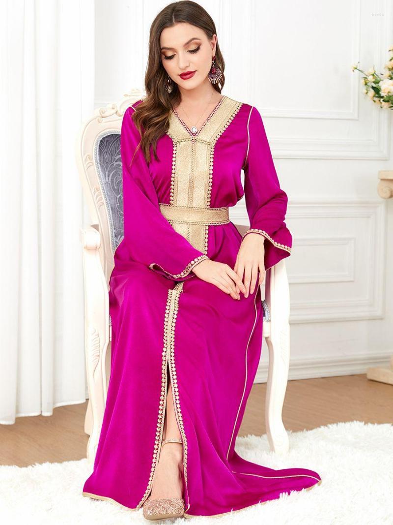 Ethnic Clothing Fashion Lace Embrodiery Muslim Dresses Syari Abaya Female Full Length Embroidery Islamic With Belt Wy1388
Ethnic Clothing Fashion Lace Embrodiery Muslim Dresses Syari Abaya Female Full Length Embroidery Islamic With Belt Wy1388
