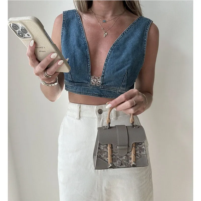 Newest Denim Tanks Outer Wear Underwear Metal Sexy Deep V Wide Strap Tops Cowboy Clothes Silver Hardware Brand Sleeveless Top SML, Blue
Newest Denim Tanks Outer Wear Underwear Metal Sexy Deep V Wide Strap Tops Cowboy Clothes Silver Hardware Brand Sleeveless Top SML, Blue