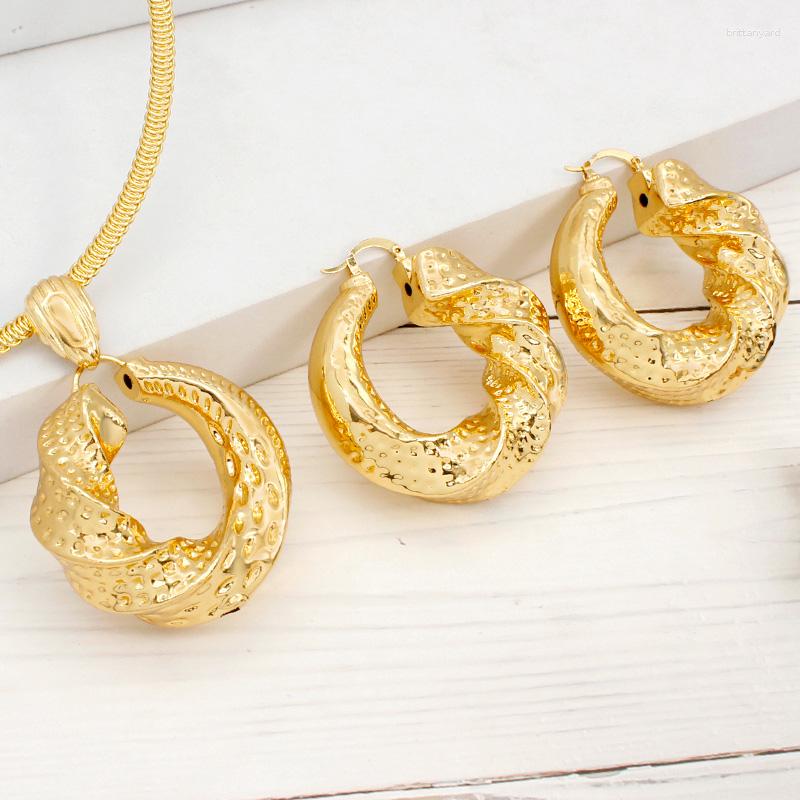 Necklace Earrings Set Brazilian Jewelry For Women African Dubai Irregular Twisted Pendant Party Wedding Gifts, Picture shown
Necklace Earrings Set Brazilian Jewelry For Women African Dubai Irregular Twisted Pendant Party Wedding Gifts, Picture shown