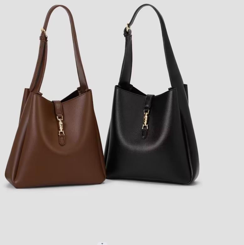 2023 Top-quality Armpit Bags Classic Leather Designer Handbags for Ladies, Shoulder Bags, Baguette Multi-Color Fashion Bags wholesale 33CM, No bag
2023 Top-quality Armpit Bags Classic Leather Designer Handbags for Ladies, Shoulder Bags, Baguette Multi-Color Fashion Bags wholesale 33CM, No bag