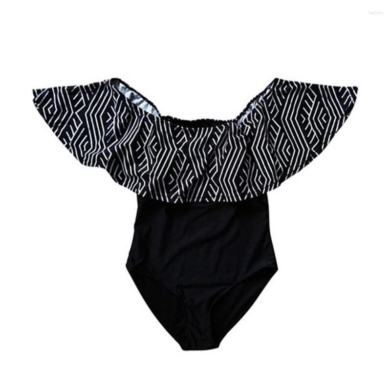 Women's Swimwear Frilled Nylon Women Swimsuit Black Gift Quick Dry Bathing Suit Tummy Control Off Shoulder One-piece Monokini Geometric, Picture shown 
Women's Swimwear Frilled Nylon Women Swimsuit Black Gift Quick Dry Bathing Suit Tummy Control Off Shoulder One-piece Monokini Geometric, Picture shown