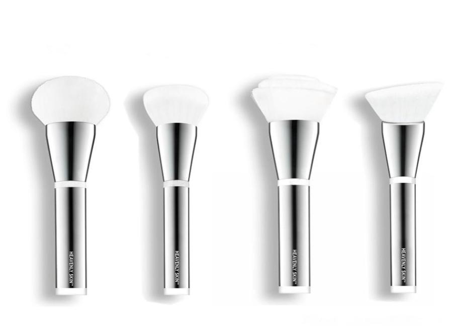 New Brand Makeup Brushes it cosmetics Heavenly Skin 701 702 703 704 blending powder foundation contour make up brush kit tools8700395
New Brand Makeup Brushes it cosmetics Heavenly Skin 701 702 703 704 blending powder foundation contour make up brush kit tools8700395