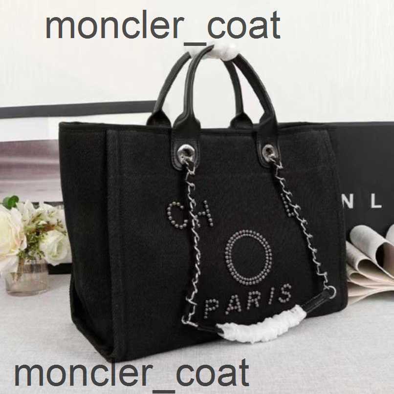 Other Bags Luxury Womens Brand Hand Bags Canvas Beach Bag Fashion Tote Handbags Classic Female Large Backpacks Capacity Small Chain Packs Big Shopping Cr L030
Other Bags Luxury Womens Brand Hand Bags Canvas Beach Bag Fashion Tote Handbags Classic Female Large Backpacks Capacity Small Chain Packs Big Shopping Cr L030
