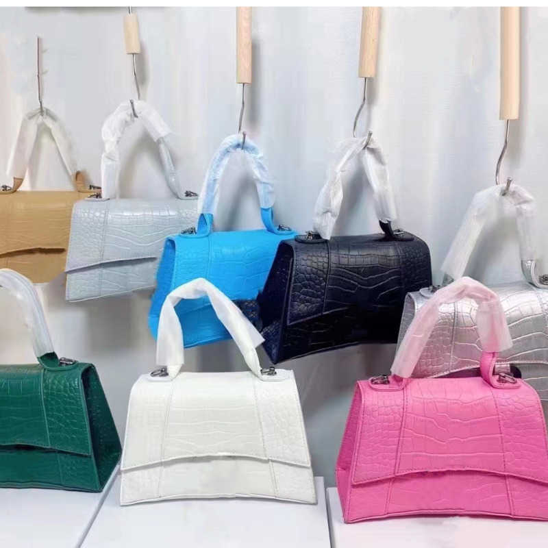 Designer Hourglass bag New handbag crocodile print single handle handheld wallet Clearance wholesale women's casual fashion one line shoulder crossbody bag, Blue15
Designer Hourglass bag New handbag crocodile print single handle handheld wallet Clearance wholesale women's casual fashion one line shoulder crossbody bag, Blue15