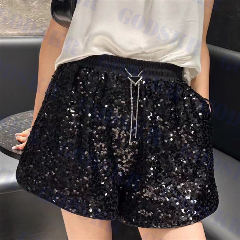 Womens Designer Shorts Triangle Badge Short Pant Sequin Embroidered Sports Pants Two Colors, 20232922-silver
Womens Designer Shorts Triangle Badge Short Pant Sequin Embroidered Sports Pants Two Colors, 20232922-silver
