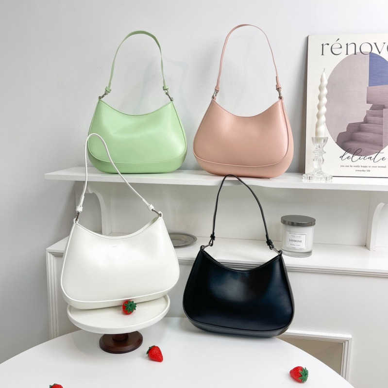 Designer bag Cleo hobo bags Handbags classic Women Smooth leather underarm Crossbody tote bags black caprese bags Fashion clutches for women
Designer bag Cleo hobo bags Handbags classic Women Smooth leather underarm Crossbody tote bags black caprese bags Fashion clutches for women