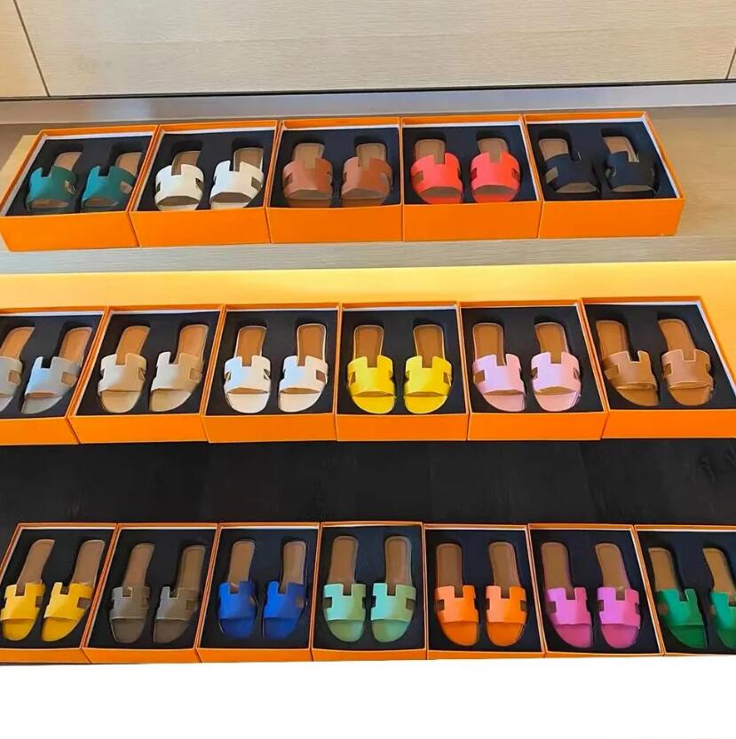 oran sandal Luxury designer leather ladies sandals summer flat shoes fashion beach women slippers H letter drag Slides flip flops for women Ladies sexy slipper 34-42
oran sandal Luxury designer leather ladies sandals summer flat shoes fashion beach women slippers H letter drag Slides flip flops for women Ladies sexy slipper 34-42