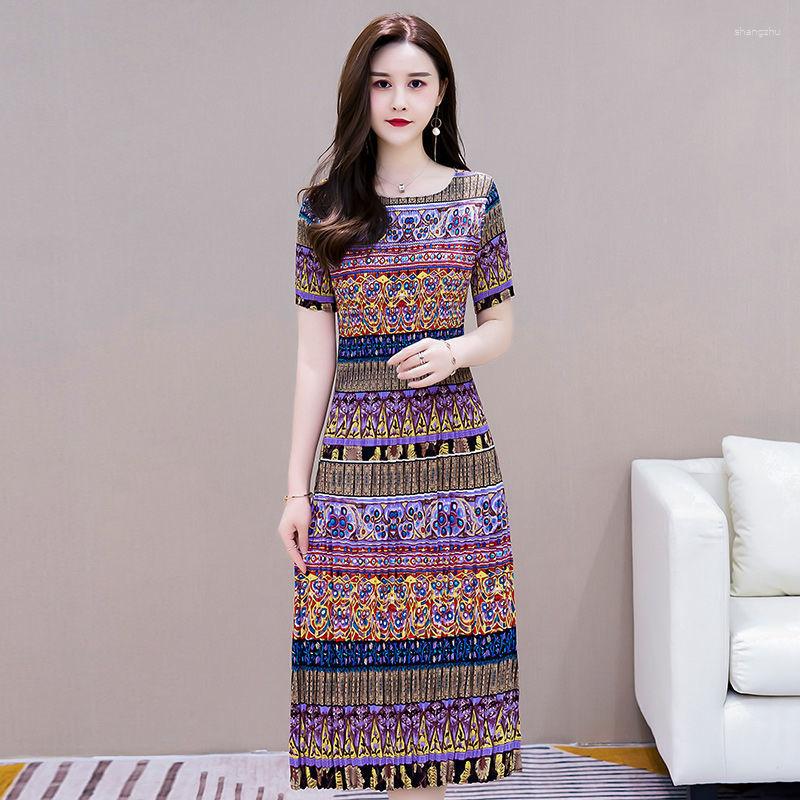 Party Dresses Ethnic Wind Printed Pleated Dress 2023 Summer Foreign Qi Slim High Precious Temperament Short Sleeve O Neck Skirt, Purple
Party Dresses Ethnic Wind Printed Pleated Dress 2023 Summer Foreign Qi Slim High Precious Temperament Short Sleeve O Neck Skirt, Purple
