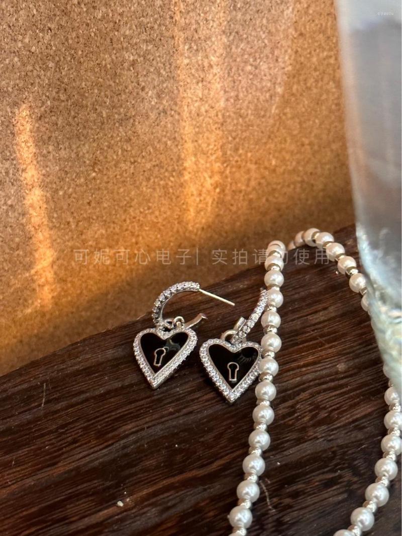 Pendant Necklaces LONDANY Earings Love Drops Oil Beads Sweet Cool Black Pearl Necklace Earrings
Pendant Necklaces LONDANY Earings Love Drops Oil Beads Sweet Cool Black Pearl Necklace Earrings