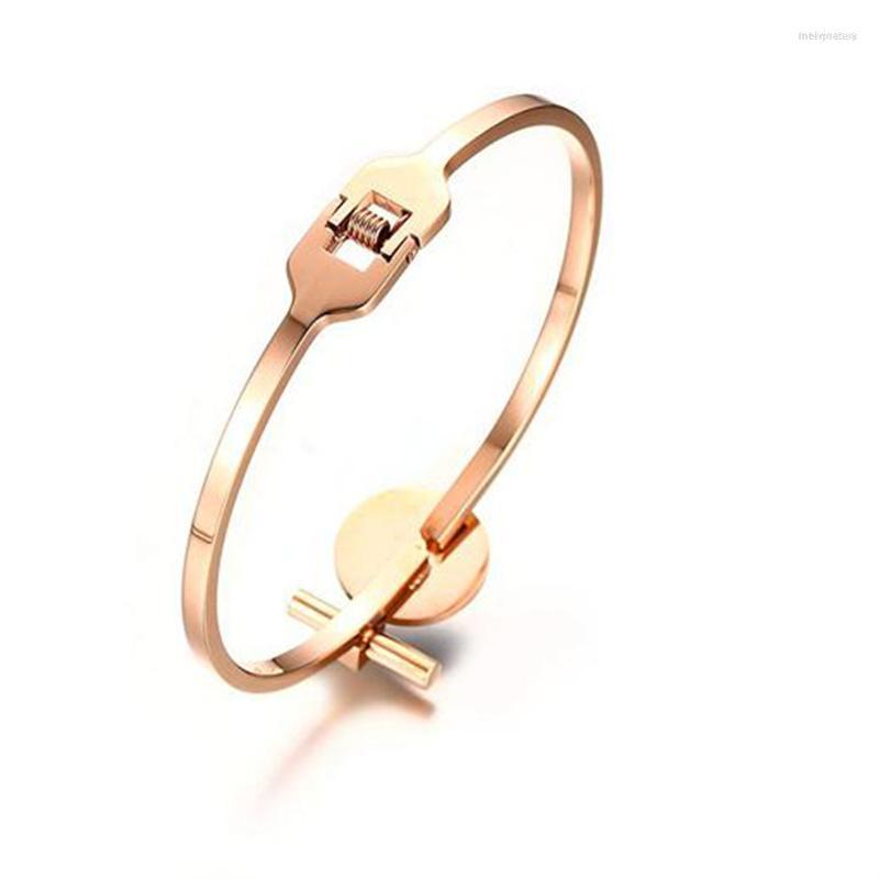 Bangle 2023 Fashion Jewelry Rose Gold Stainless Steel Material Epoxy Open Light Luxury And Femme Bracelet Suitable For Women
Bangle 2023 Fashion Jewelry Rose Gold Stainless Steel Material Epoxy Open Light Luxury And Femme Bracelet Suitable For Women