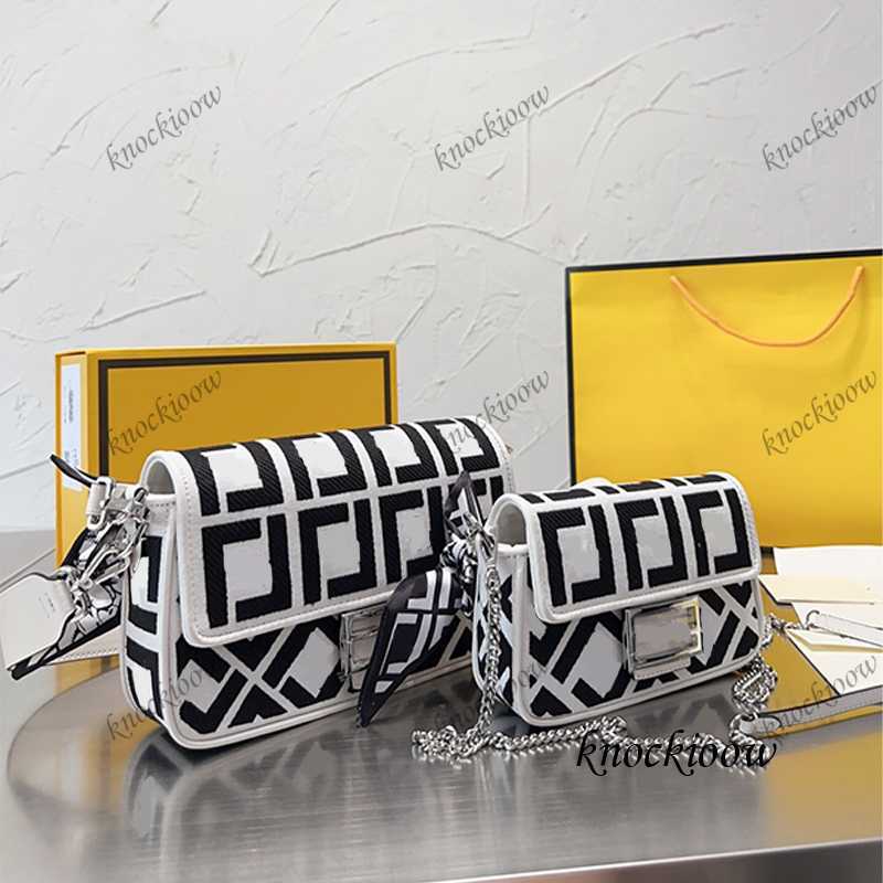 Designer Bags Luxury Bags High Quality Baguette Bags Large Capacity Women Purse Crossbody Handbags Shoulder Bags Flap Magnetic Closure Long Shoulder 230621, Black
Designer Bags Luxury Bags High Quality Baguette Bags Large Capacity Women Purse Crossbody Handbags Shoulder Bags Flap Magnetic Closure Long Shoulder 230621, Black