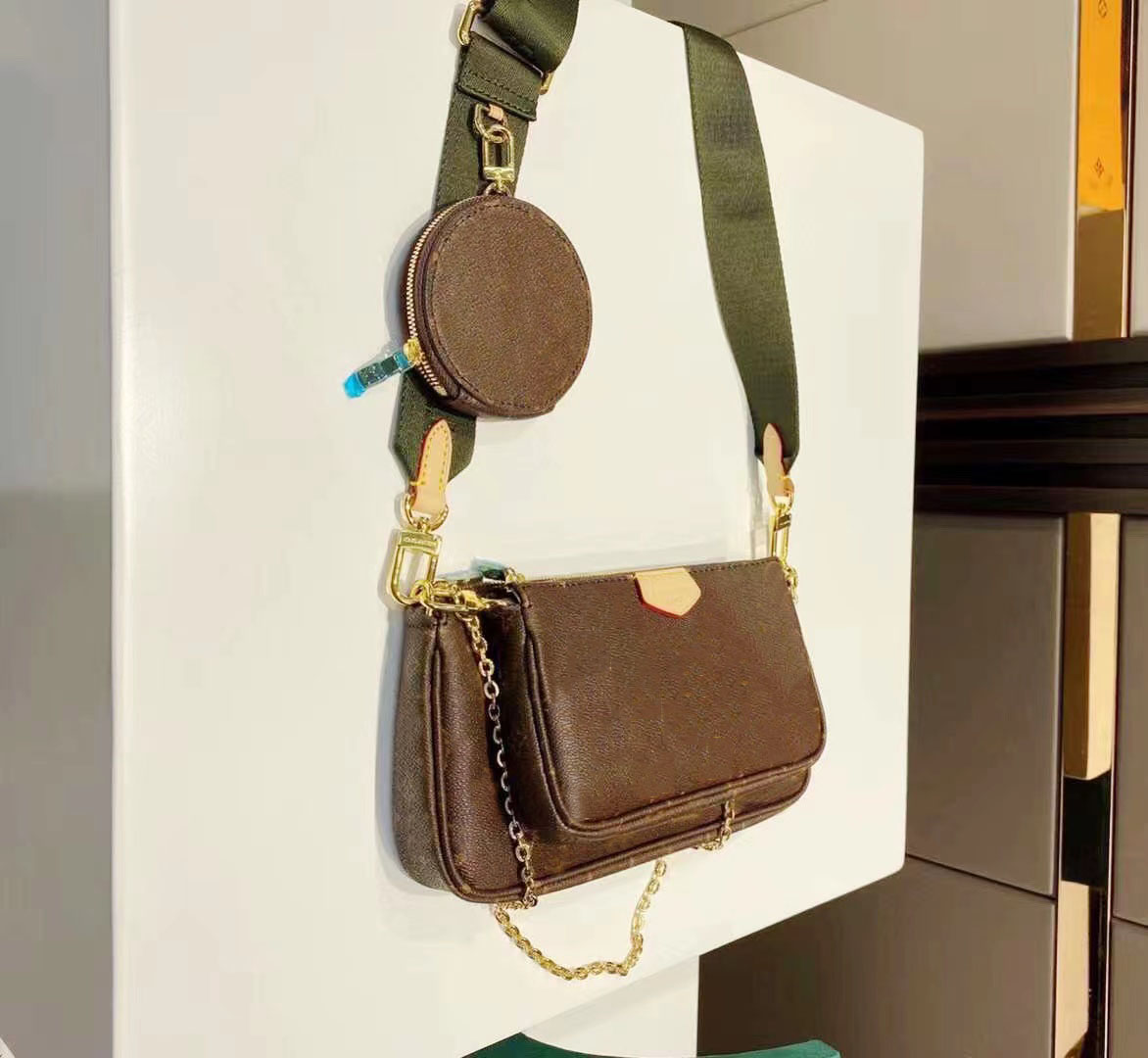 high quality luxury designer bag shoulder bag Multi Pochette purses crossbody bags for women soft leather woman handbag luxurys designers handbags dhgate purse, Red
high quality luxury designer bag shoulder bag Multi Pochette purses crossbody bags for women soft leather woman handbag luxurys designers handbags dhgate purse, Red