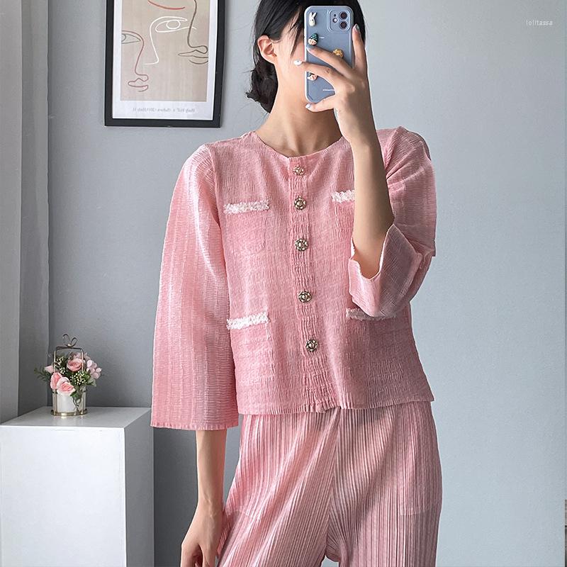 Women's Jackets Miyake Two-piece Women's Autumn Lady Style Loose Short Coat Fashion Pink High-end All-match Top, Picture color
Women's Jackets Miyake Two-piece Women's Autumn Lady Style Loose Short Coat Fashion Pink High-end All-match Top, Picture color