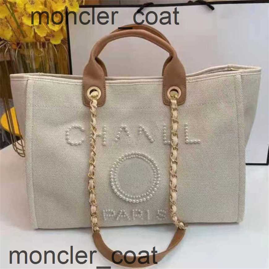 Evening Bags 80% Off Luxury Women's Classic Canvas Beach Bag Designers Female Large Backpacks Capacity Small Chain Packs Big Shopping Handbags Colr Jlyf, Beige
Evening Bags 80% Off Luxury Women's Classic Canvas Beach Bag Designers Female Large Backpacks Capacity Small Chain Packs Big Shopping Handbags Colr Jlyf, Beige