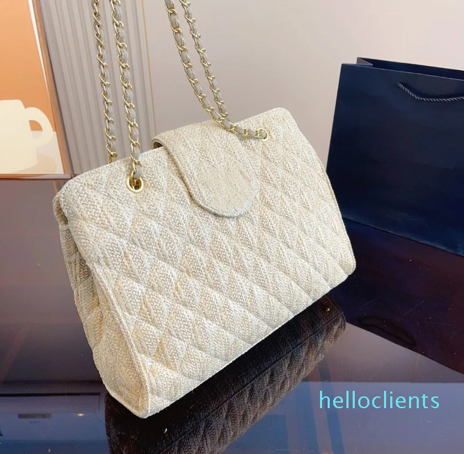 2023 new Women shopping bag Beach Single Shoulder Crossbody Handbag Simple Ringer pattern Classic brand bag Fashion bag Leisure Travel, Customize
2023 new Women shopping bag Beach Single Shoulder Crossbody Handbag Simple Ringer pattern Classic brand bag Fashion bag Leisure Travel, Customize