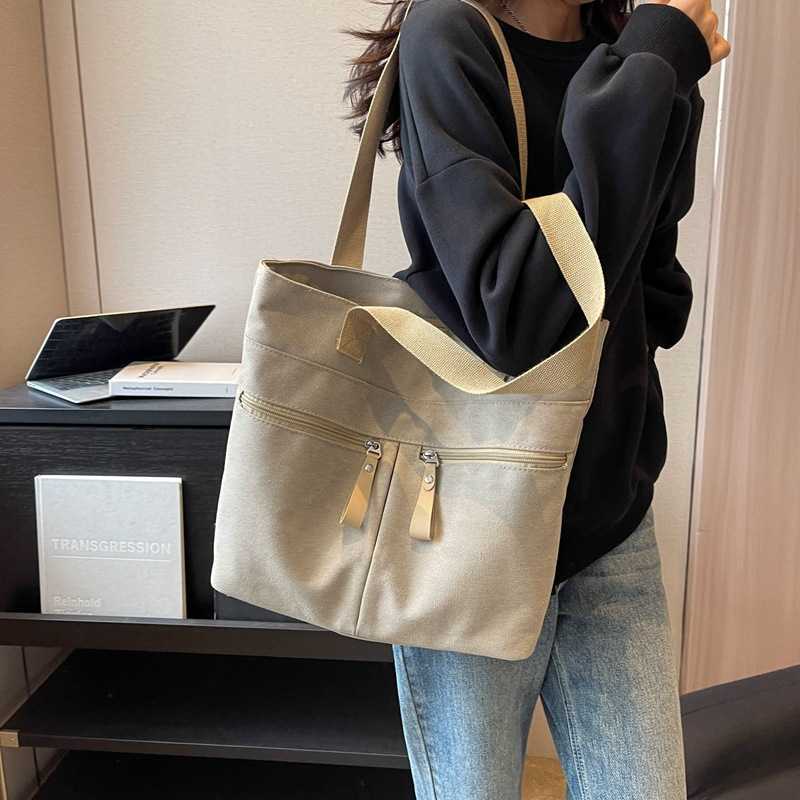 Leisure Canvas Tote Bag for Women's 2023 New INS Simple and Fashionable Commuter Student Shoulder Bag, Black5
Leisure Canvas Tote Bag for Women's 2023 New INS Simple and Fashionable Commuter Student Shoulder Bag, Black5