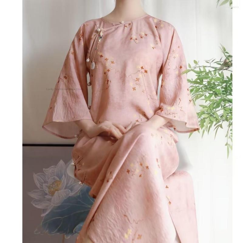 Ethnic Clothing Autumn Improved Chinese Retro Elegant Round Collar Loose Seven-point Sleeve Floral Printing Women Cheongsam Dress
Ethnic Clothing Autumn Improved Chinese Retro Elegant Round Collar Loose Seven-point Sleeve Floral Printing Women Cheongsam Dress