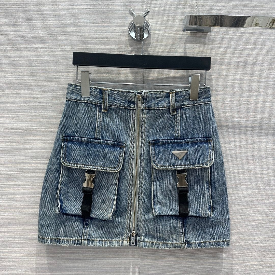 Designer Skirts Women Pockets Denim Sexy Fashion High Waist Female Clubwear Concise Y2K All-match Outfits, Blue
Designer Skirts Women Pockets Denim Sexy Fashion High Waist Female Clubwear Concise Y2K All-match Outfits, Blue