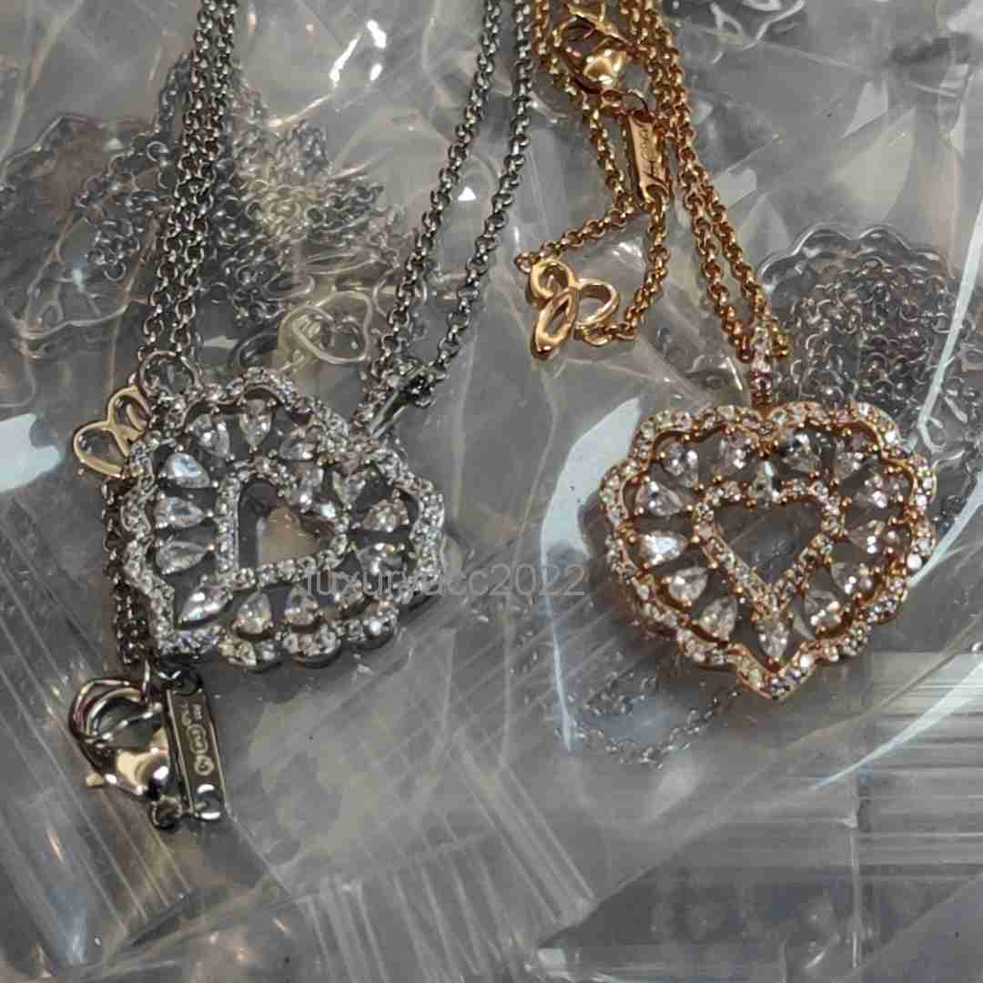 Necklace Jewelry Chopin 13 Diamonds Flower Love Necklace Antique Ethnic Style Handsome High end
Necklace Jewelry Chopin 13 Diamonds Flower Love Necklace Antique Ethnic Style Handsome High end