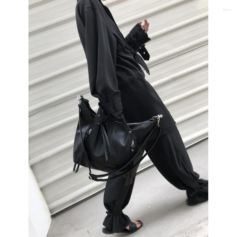 Evening Bags Tote Bag Women's Pu Leather Double Vertical Zipper Solid Color Large Capacity Shopping Handbag Street Motorcycle Fashion, Black
Evening Bags Tote Bag Women's Pu Leather Double Vertical Zipper Solid Color Large Capacity Shopping Handbag Street Motorcycle Fashion, Black