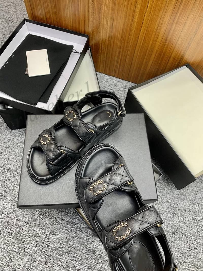 New Velcro Sandals High Version of Small Incense Wind One-word Strap Women's Summer Thick Sole Fashion Everything
New Velcro Sandals High Version of Small Incense Wind One-word Strap Women's Summer Thick Sole Fashion Everything