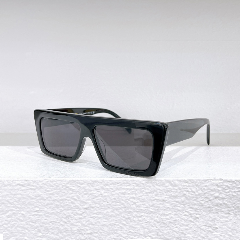 Black Dark Grey Rectangle Sunglasses 40214 Men Women Summer Sunnies gafas de sol Designers Sunglasses Shades Occhiali da sole UV400 Eyewear
Black Dark Grey Rectangle Sunglasses 40214 Men Women Summer Sunnies gafas de sol Designers Sunglasses Shades Occhiali da sole UV400 Eyewear