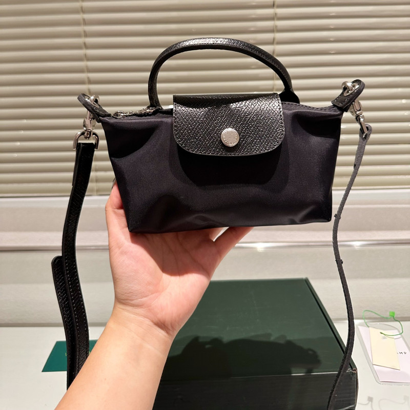 High quality bag mini clearance nylon bags designers mini dumpling bag luxury crossbody waterproof nylon leisure handbag designer bags, 1#
High quality bag mini clearance nylon bags designers mini dumpling bag luxury crossbody waterproof nylon leisure handbag designer bags, 1#