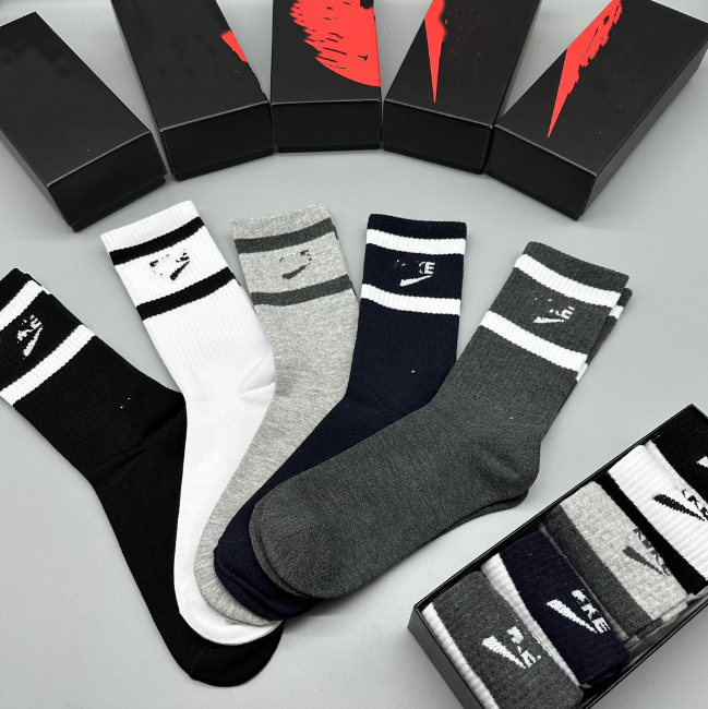 New Leisure Sports Socks Towel Bottom Basketball Sock High-Top Wear-Resistant Non-Slip Elite Socks Men's and Women's Fashion Sock Wholesale, One size(1set=1box=5pairs)
New Leisure Sports Socks Towel Bottom Basketball Sock High-Top Wear-Resistant Non-Slip Elite Socks Men's and Women's Fashion Sock Wholesale, One size(1set=1box=5pairs)