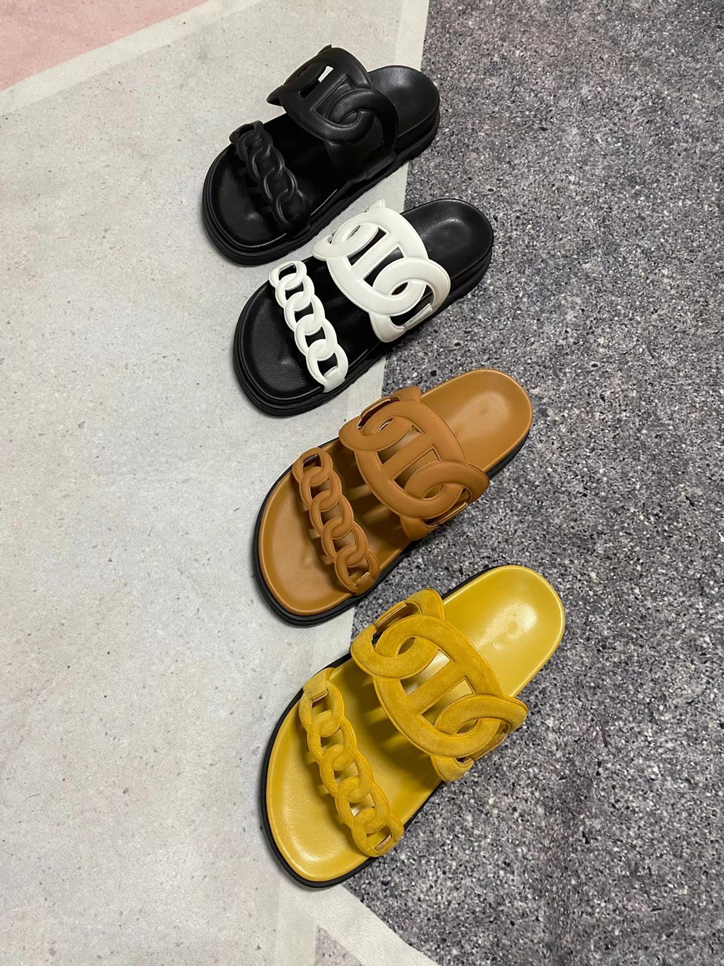 designer slipper slides sandal summer sandals sandles shoes men classic brand beach slides casual woman outside slippers sliders beach leather 10A with box 35-46
designer slipper slides sandal summer sandals sandles shoes men classic brand beach slides casual woman outside slippers sliders beach leather 10A with box 35-46