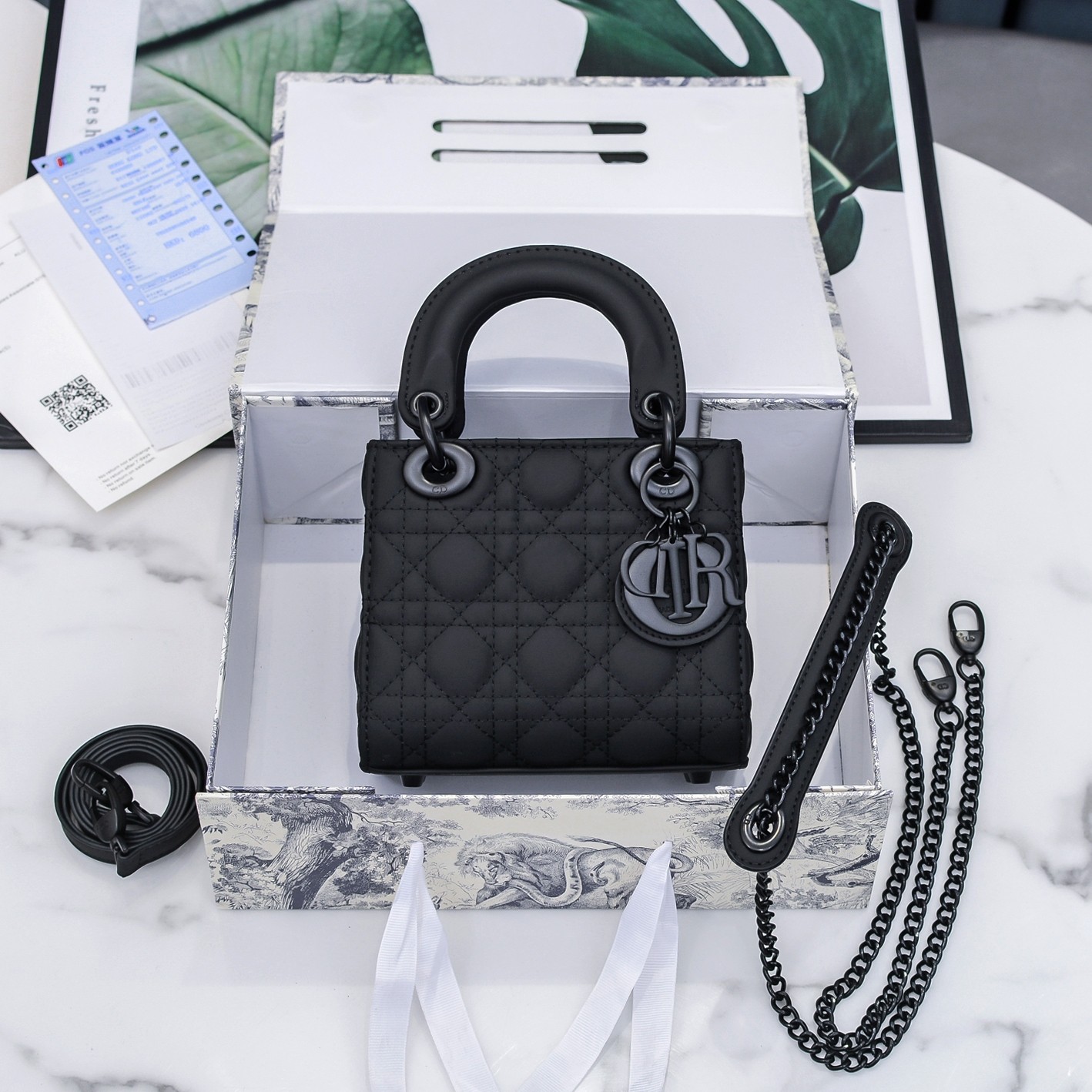 Handbag Shoulder Bag Crossbody purse Luxury designer bag, Black
Handbag Shoulder Bag Crossbody purse Luxury designer bag, Black