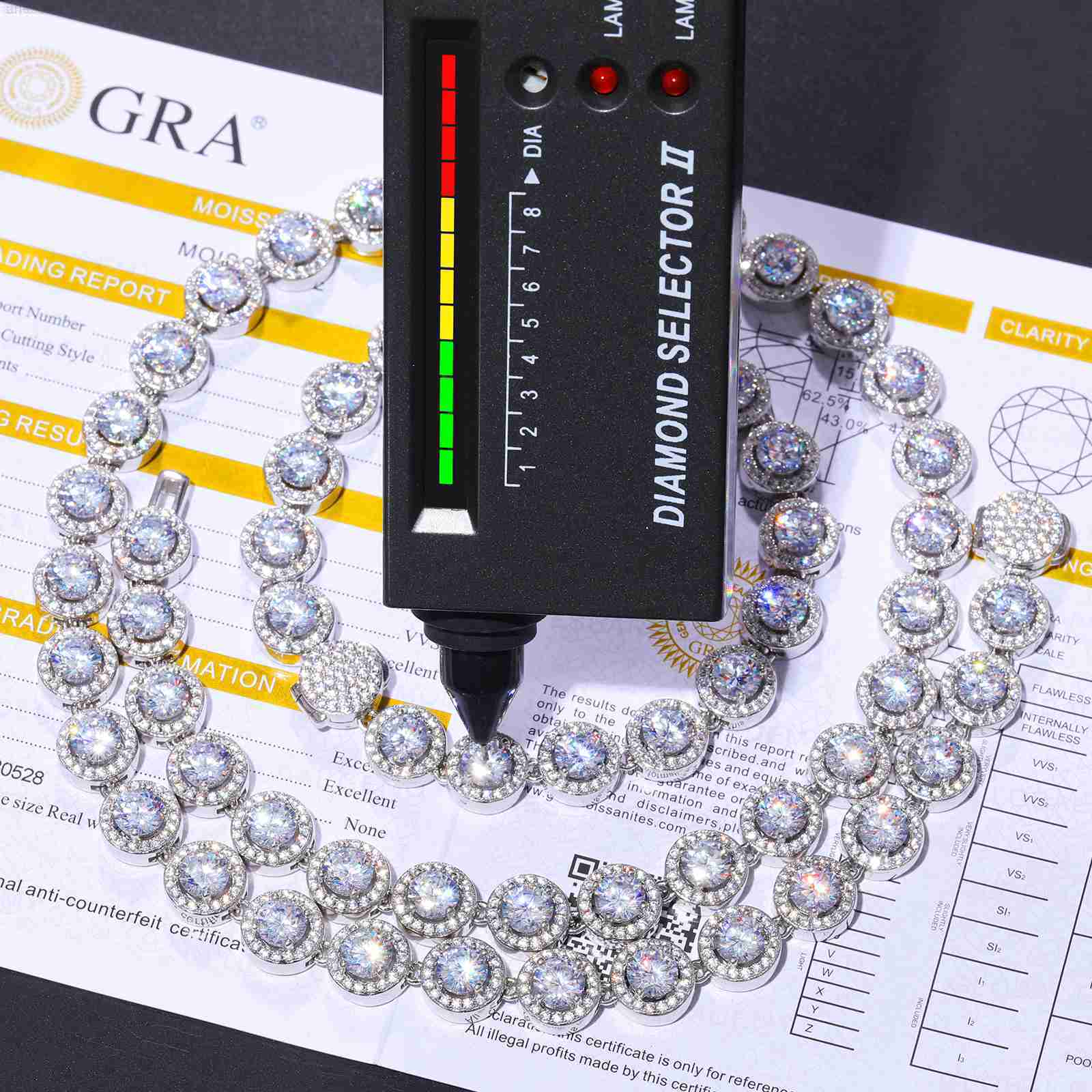 Bling Hip Hop Jewelry 10mm 100% 925 Sterling Silver Sparkling Vvs Moissanite Diamond Iced Out Tennis Chain Necklace
Bling Hip Hop Jewelry 10mm 100% 925 Sterling Silver Sparkling Vvs Moissanite Diamond Iced Out Tennis Chain Necklace
