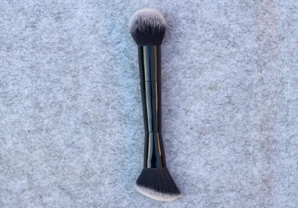 Face Contour Makeup Brush 20 10 4 25 40 4 30 Dualend Double End Black Highlighting Bronzer Foundation Powder Brush6521984
Face Contour Makeup Brush 20 10 4 25 40 4 30 Dualend Double End Black Highlighting Bronzer Foundation Powder Brush6521984