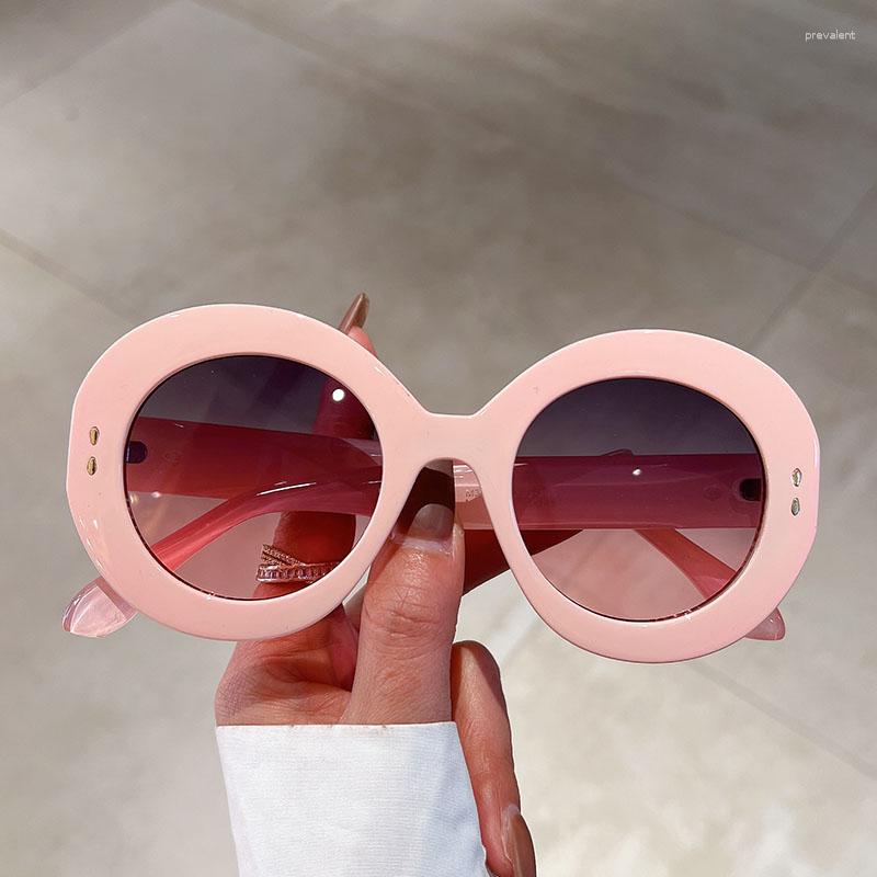 Sunglasses Women Oversize Round Fashion Vintage Candy Color Gradient Shades Eyewear Trendy Brand Design UV400 Sun Glasses
Sunglasses Women Oversize Round Fashion Vintage Candy Color Gradient Shades Eyewear Trendy Brand Design UV400 Sun Glasses