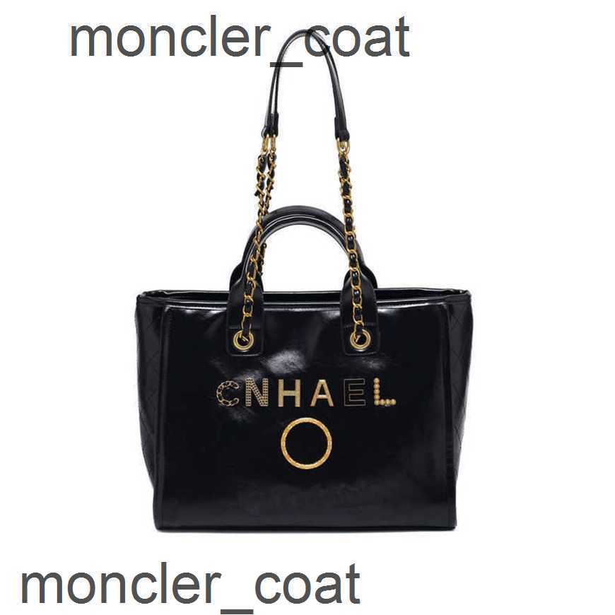 Evening Bags 80% Off Luxury Classic Women's Handbags Beach Metal Badge Tote Bag Designer Small Female Capacity Large Leather One Shoulder Backpack 161p K3r4, Sky blue
Evening Bags 80% Off Luxury Classic Women's Handbags Beach Metal Badge Tote Bag Designer Small Female Capacity Large Leather One Shoulder Backpack 161p K3r4, Sky blue
