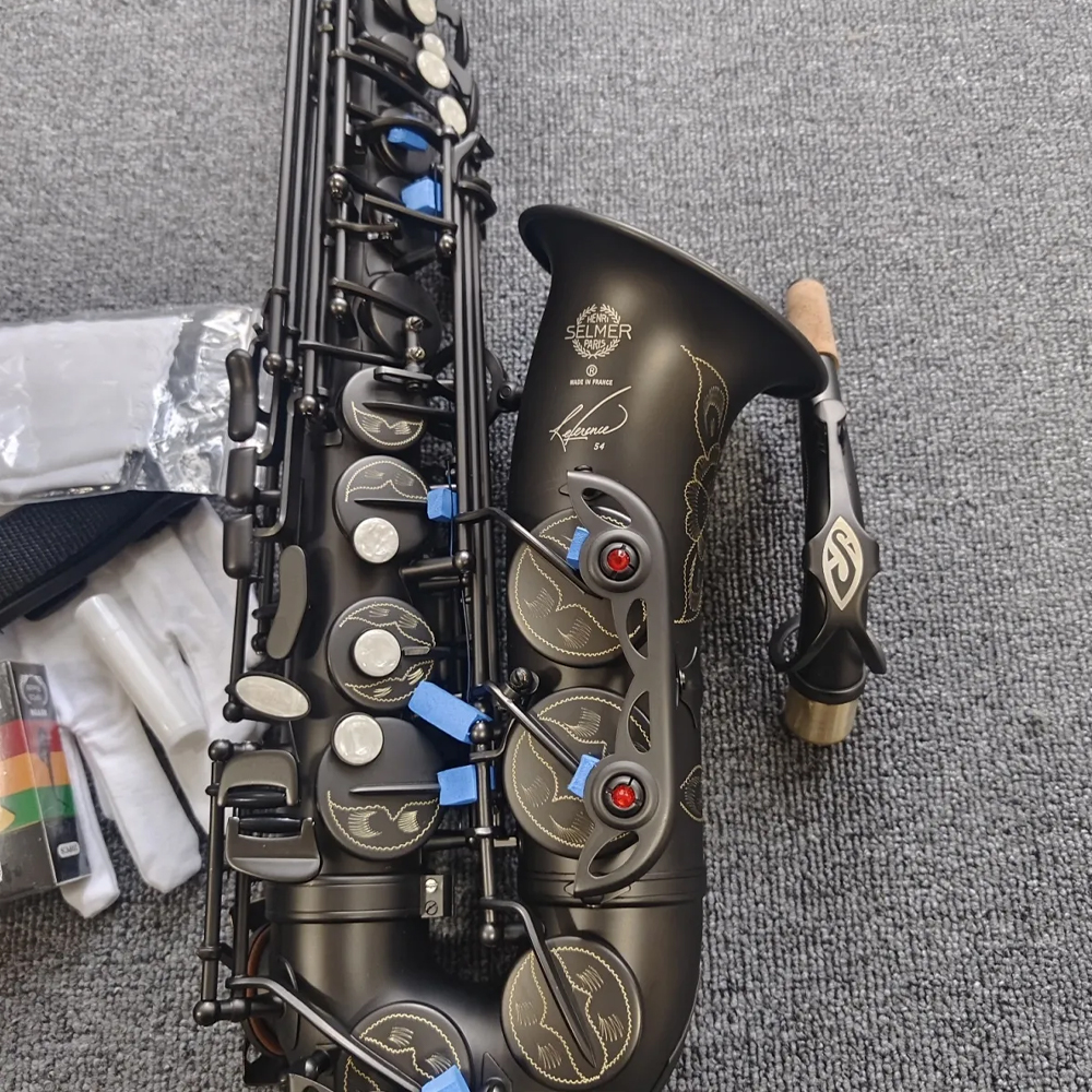 Professional 54 alto saxophone E-flat brass nickel plated matte black French craft manufacturing music instrument with accessories
Professional 54 alto saxophone E-flat brass nickel plated matte black French craft manufacturing music instrument with accessories