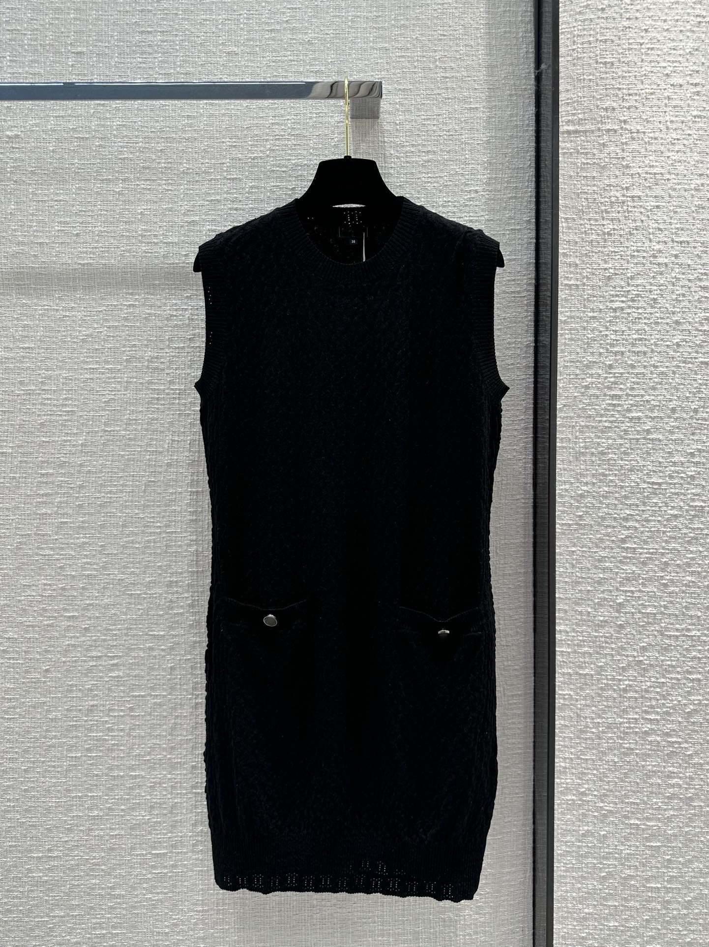 Milan Runway Dress 2023 New Autumn O Neck Sleeveless Fashion Designer Dresses Brand Same Style Dress 0621-6, Black
Milan Runway Dress 2023 New Autumn O Neck Sleeveless Fashion Designer Dresses Brand Same Style Dress 0621-6, Black