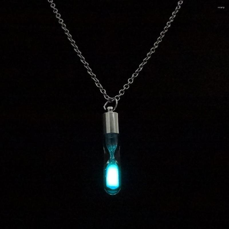Pendant Necklaces Women Men Glowing Luminous Sand Timer Glass Hourglass Bottle Necklace Ladies Decorations Gifts
Pendant Necklaces Women Men Glowing Luminous Sand Timer Glass Hourglass Bottle Necklace Ladies Decorations Gifts