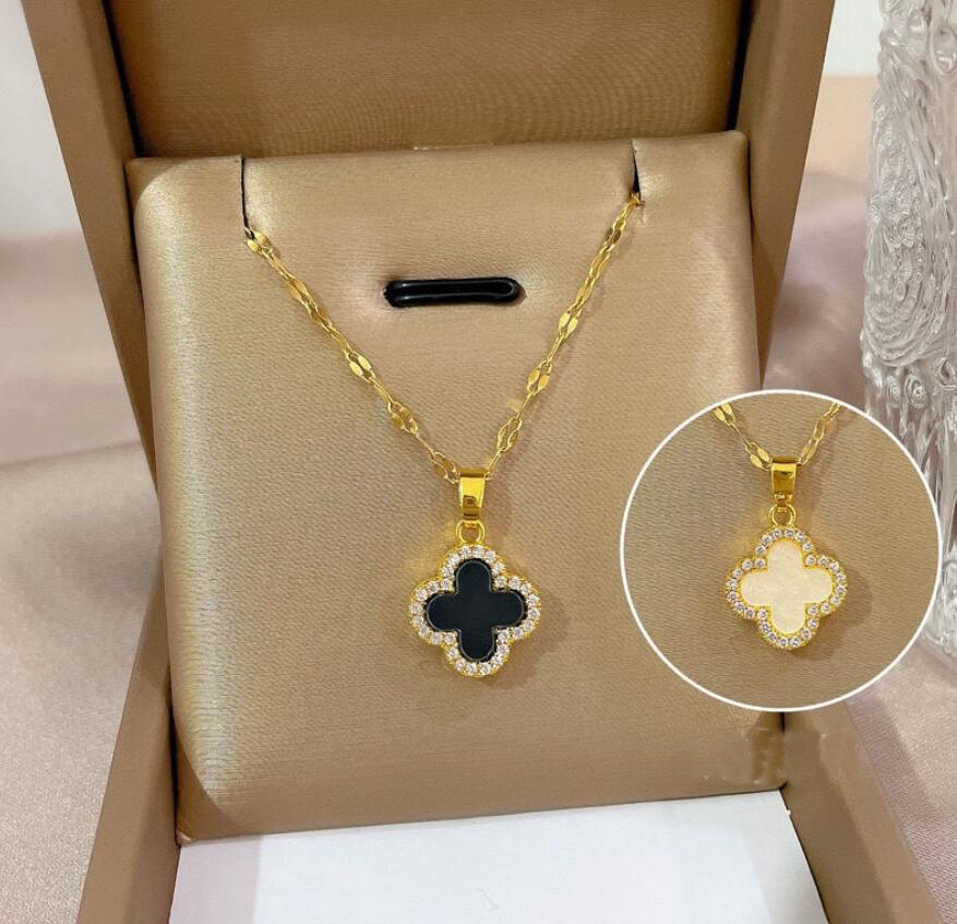 10 Styles Hot Brand Designer Pendant Necklaces for Women Girl Four Leaf Clover Locket Necklace High Quality Sweater Chains Jewelry 18K Gold Plated Wedding Gift
10 Styles Hot Brand Designer Pendant Necklaces for Women Girl Four Leaf Clover Locket Necklace High Quality Sweater Chains Jewelry 18K Gold Plated Wedding Gift
