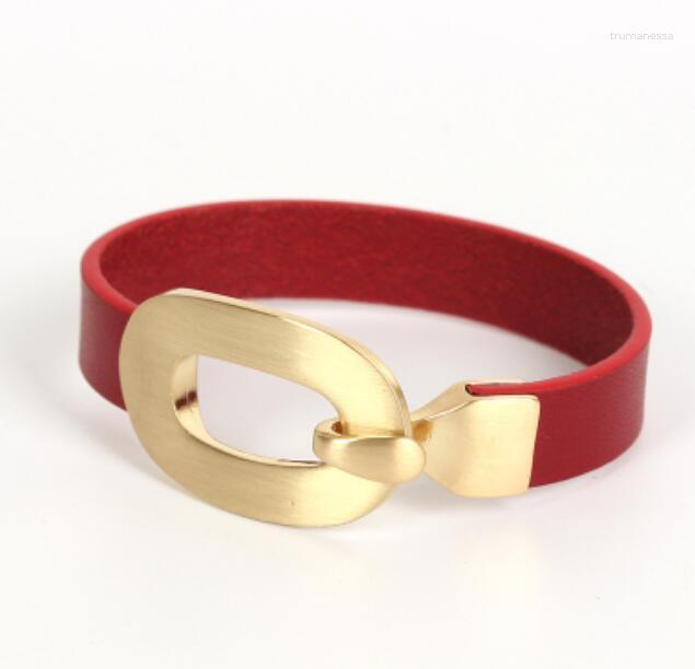 Bangle Retro Punk Style Korean Version Of The Simple Cow Leather Hook Female Bracelet Raym22
Bangle Retro Punk Style Korean Version Of The Simple Cow Leather Hook Female Bracelet Raym22