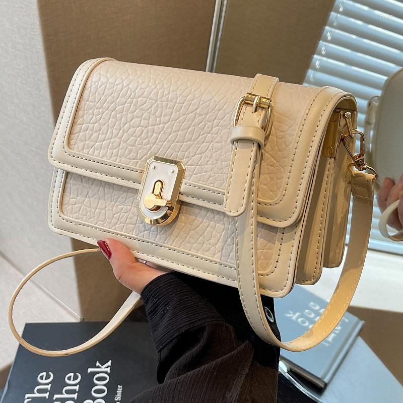 Evening Bags Brand Female Bag Leather Material Shoulder Classic Fashion Luxury Messenger For Women Black Square, Photo color
Evening Bags Brand Female Bag Leather Material Shoulder Classic Fashion Luxury Messenger For Women Black Square, Photo color