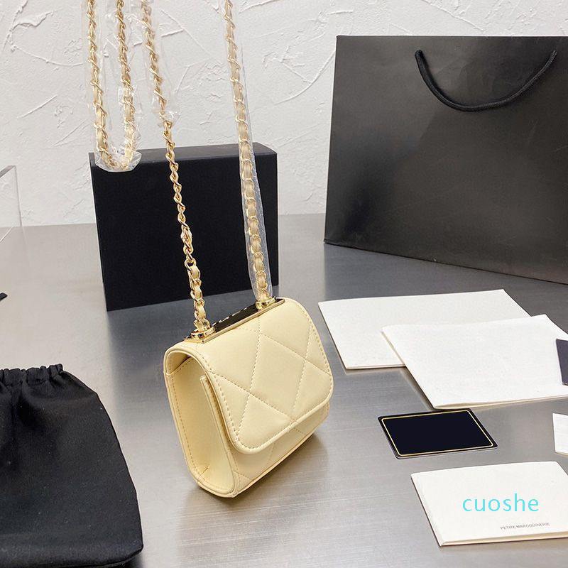 Designer Womens Mini Vanity With Classic Flap Bags Quilted Gold Chain Cross Body Trunk Lambskin Trendy Leather Handle Totes Lady Girls Cosmetic Case Handbag, Black
Designer Womens Mini Vanity With Classic Flap Bags Quilted Gold Chain Cross Body Trunk Lambskin Trendy Leather Handle Totes Lady Girls Cosmetic Case Handbag, Black