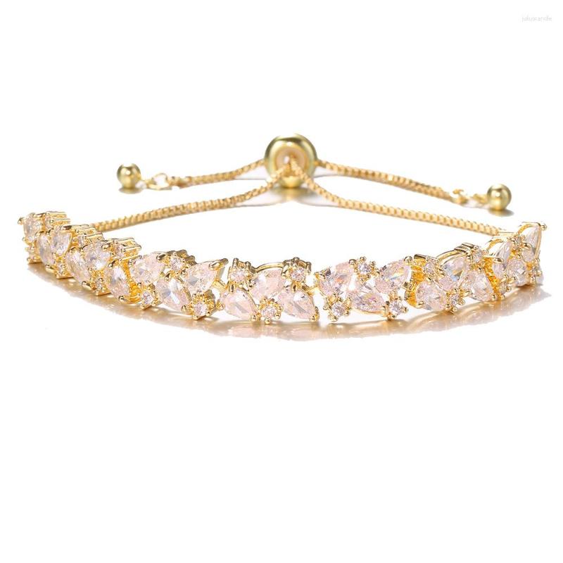 Link Bracelets Bettyue Fashion Bridal Wedding Party Female Fascinating Bracelet With Regular Zirconia Design Noble Jewelry
Link Bracelets Bettyue Fashion Bridal Wedding Party Female Fascinating Bracelet With Regular Zirconia Design Noble Jewelry